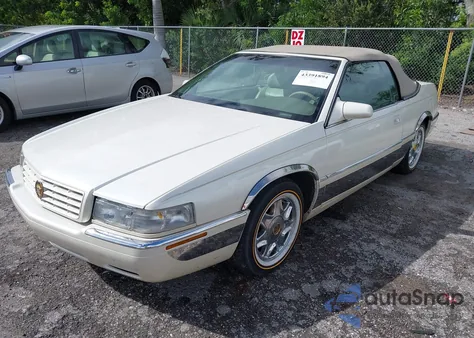 1996 Cadillac Eldorado Touring z USA, uszkodzony, nr VIN 1G6ET1296TU608331
